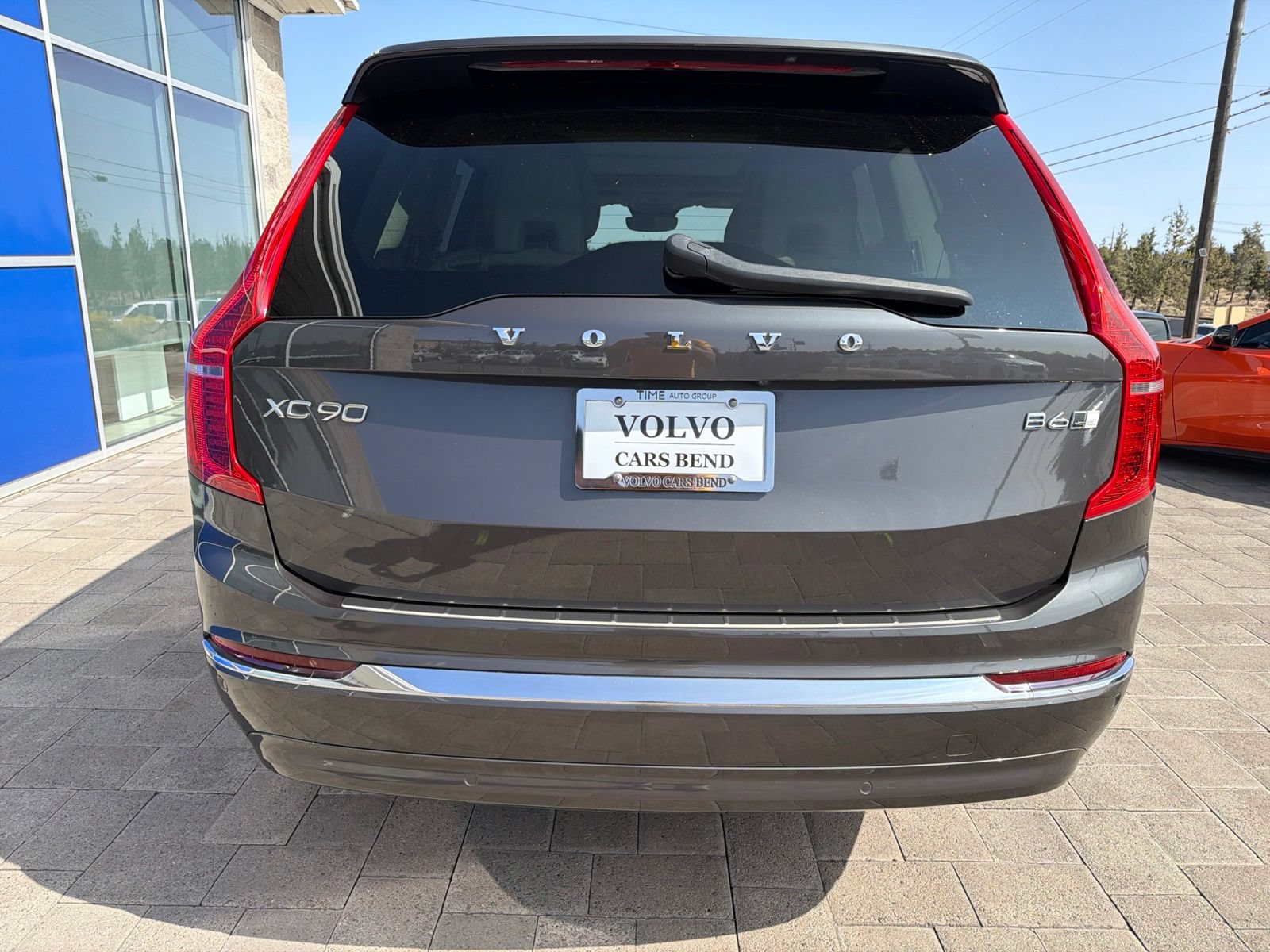 Used 2023 Volvo XC90 B6 Ultimate w/ Protection Package Premier AWD/4WD image 6