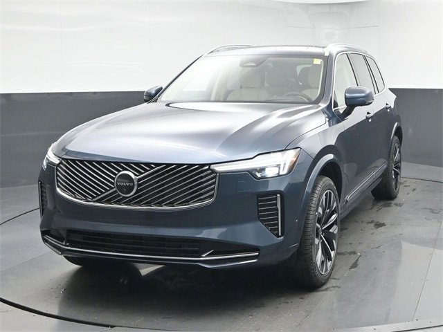 New 2026 Volvo XC90 B6 Ultra image 3