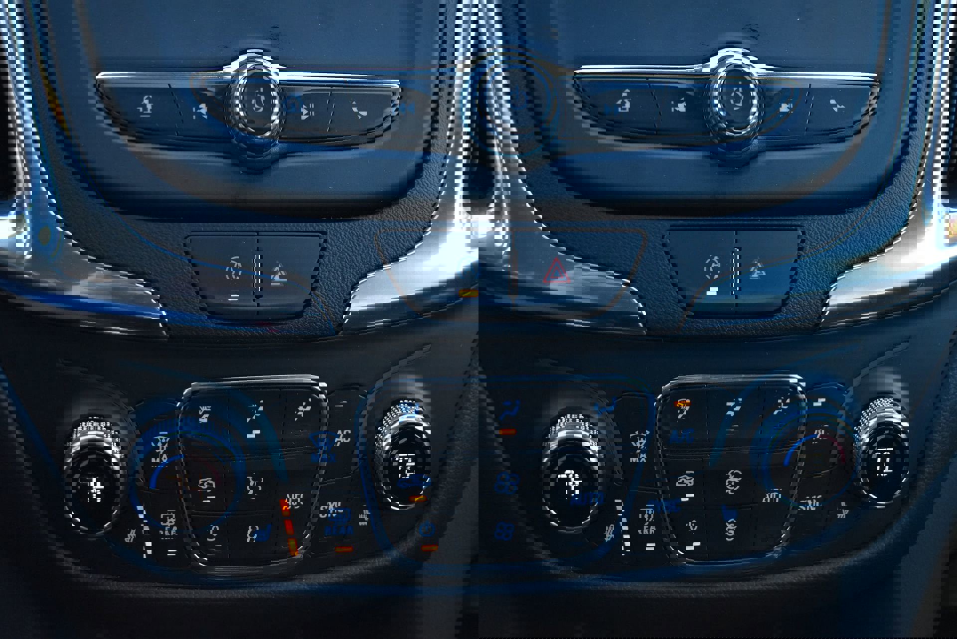 Used 2024 Chevrolet Equinox LT image 30