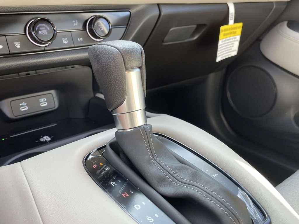 Used 2026 Honda HR-V LX image 36