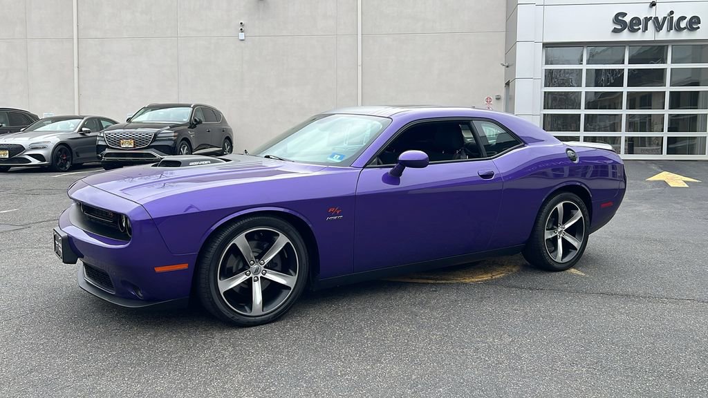 Used 2018 Dodge Challenger R/T image 1