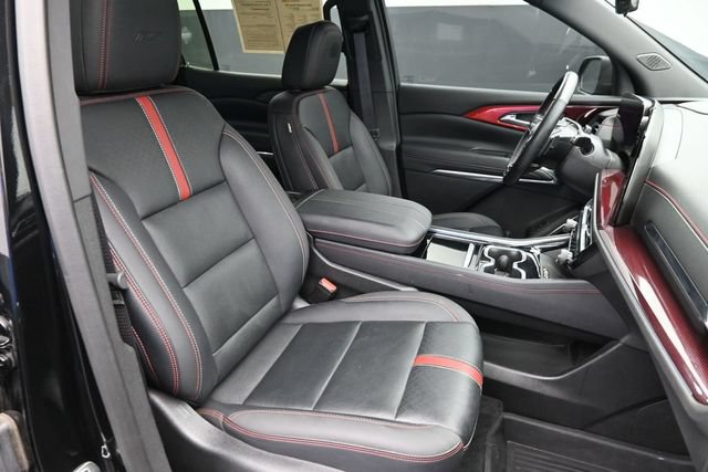 Used 2024 Chevrolet Traverse RS w/ LPO, Floor Liner Package AWD/4WD image 33