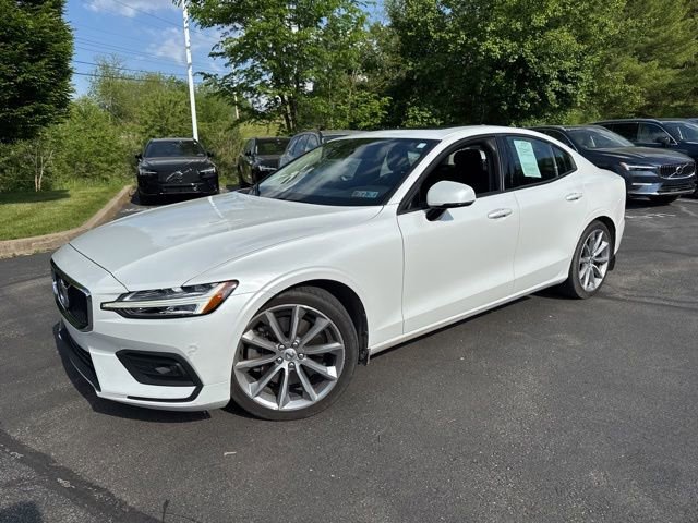 Used 2021 Volvo S60 T6 Momentum w/ Premium Package
