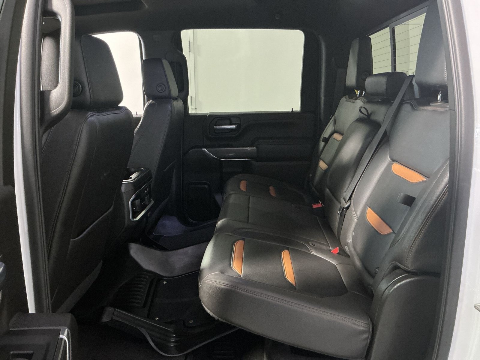 Used 2022 GMC Sierra 2500 AT4 w/ AT4 Preferred Package AWD/4WD image 23