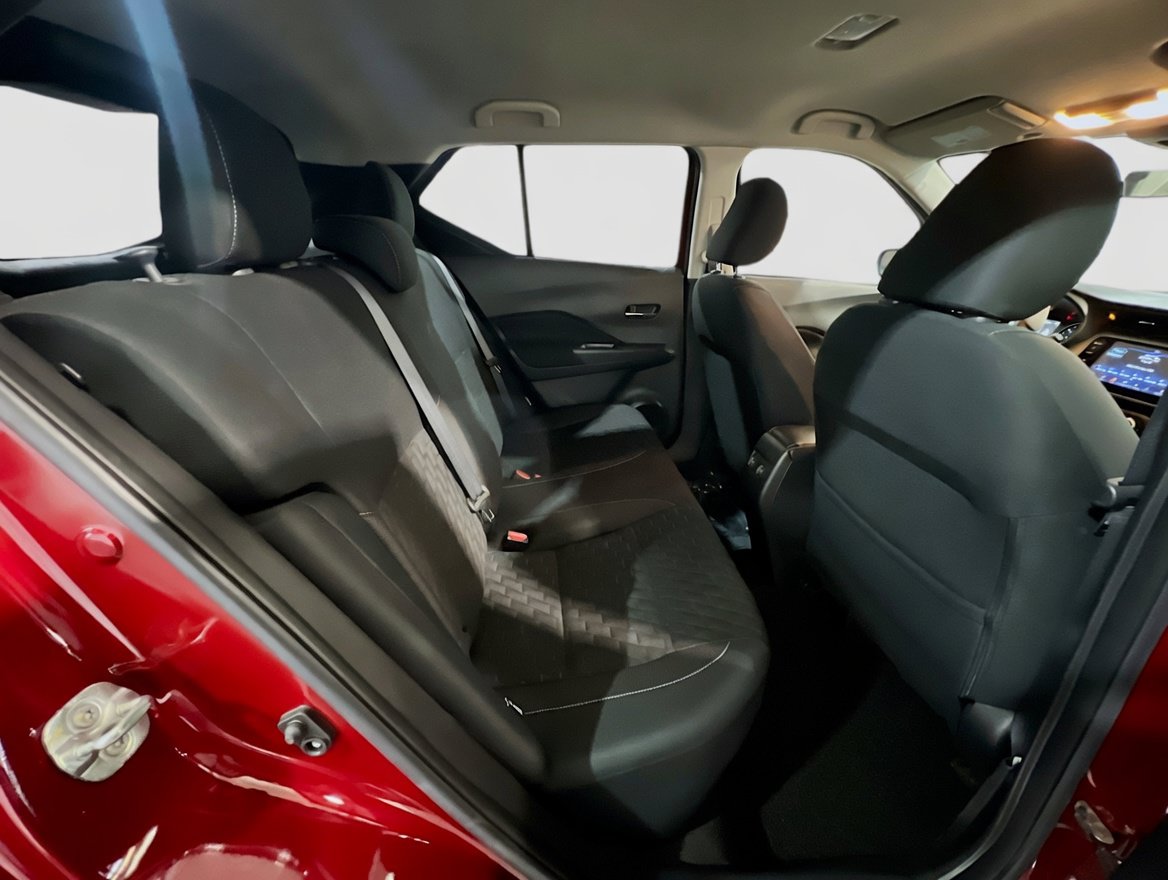 Used 2023 Nissan Kicks SV FWD image 18