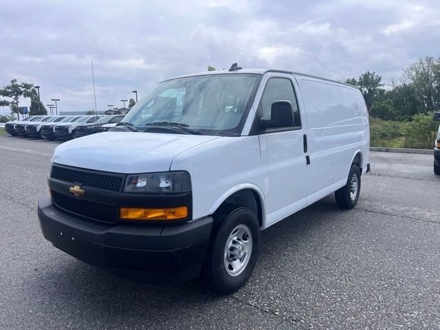 New 2025 Chevrolet Express 2500 RWD image 3