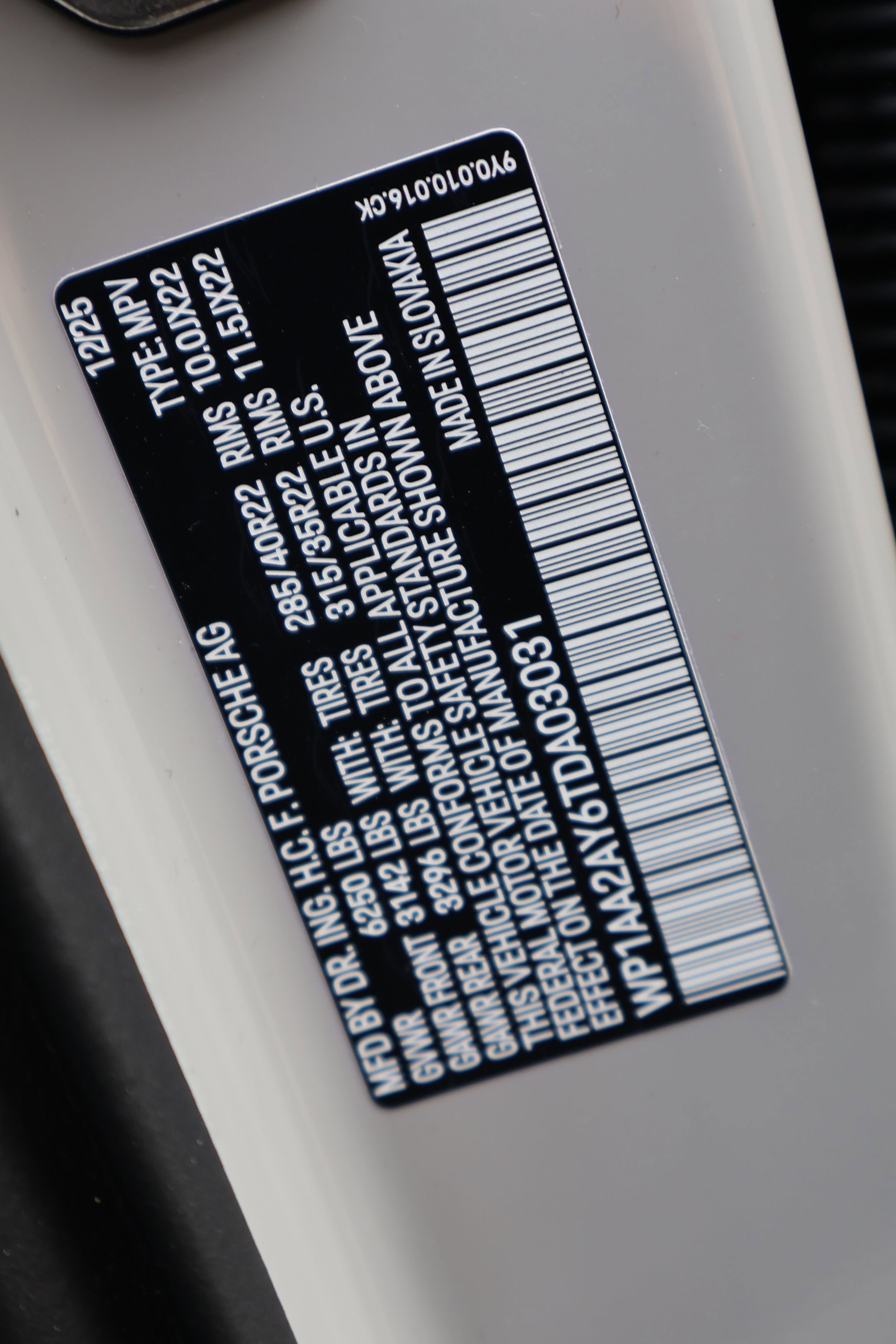 New 2026 Porsche Cayenne image 28