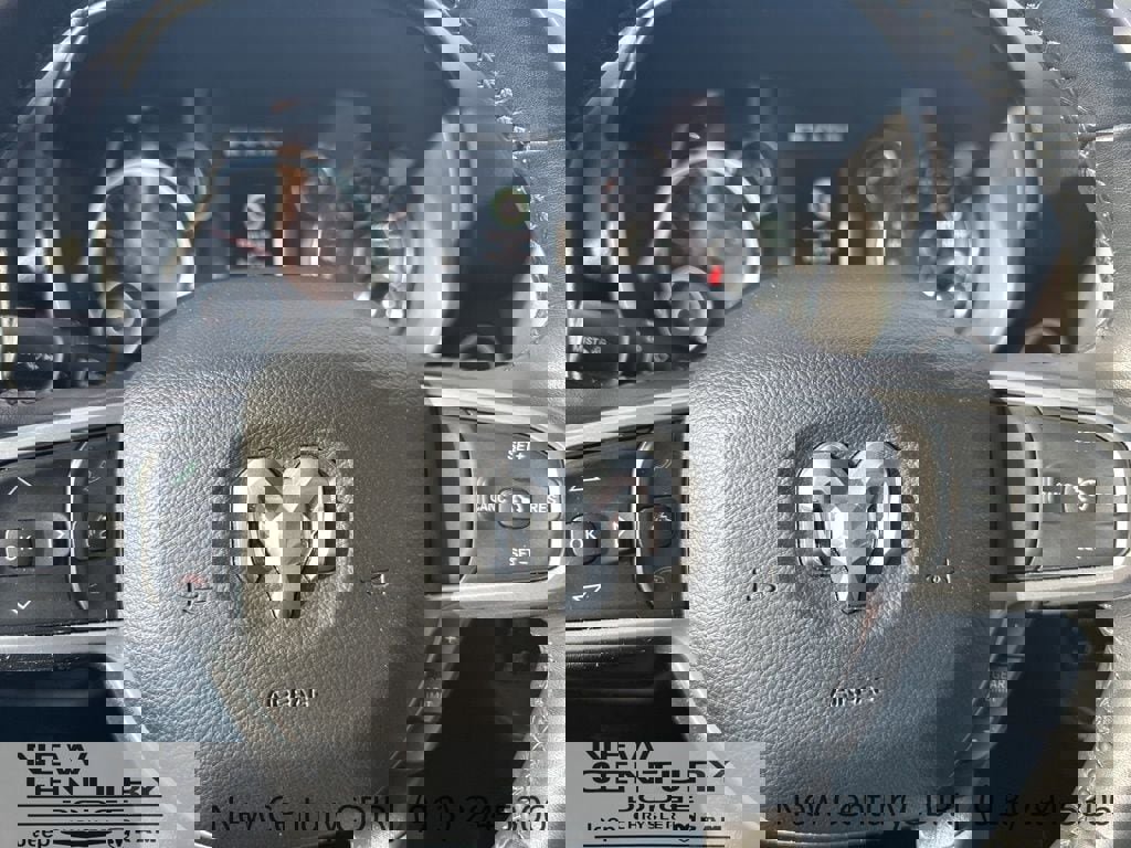 Used 2023 RAM 1500 Big Horn AWD/4WD image 28