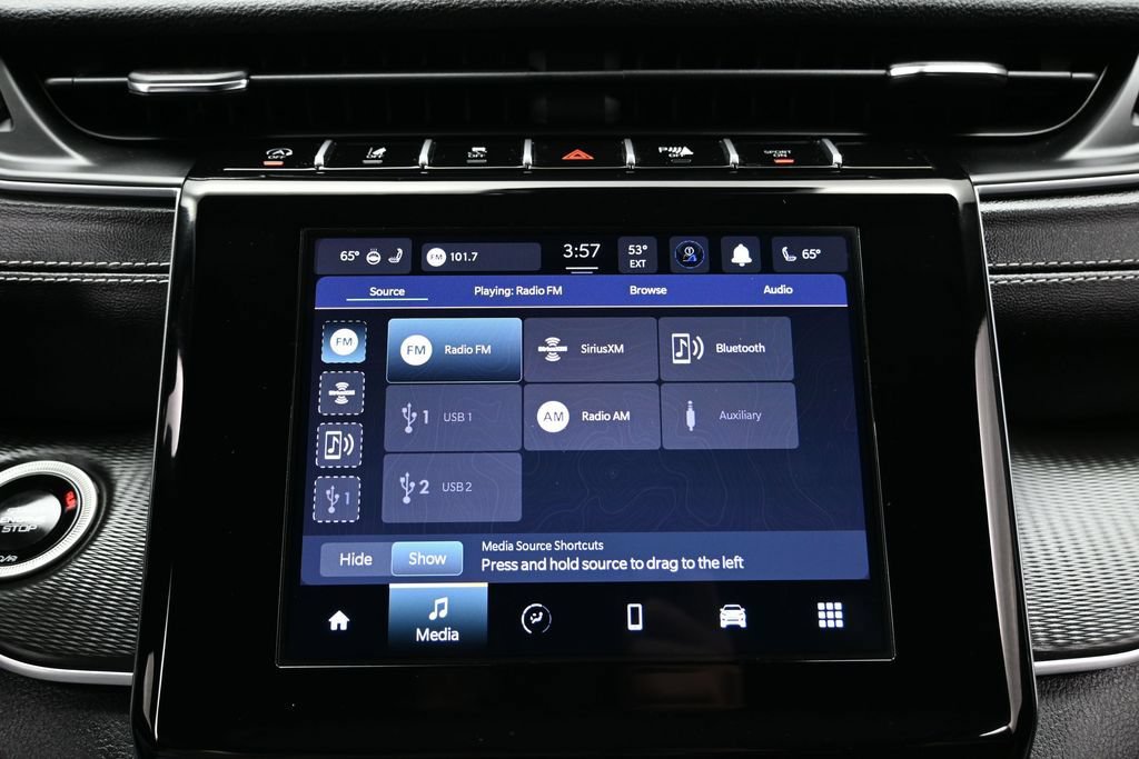Used 2025 Jeep Grand Cherokee Altitude AWD/4WD image 31