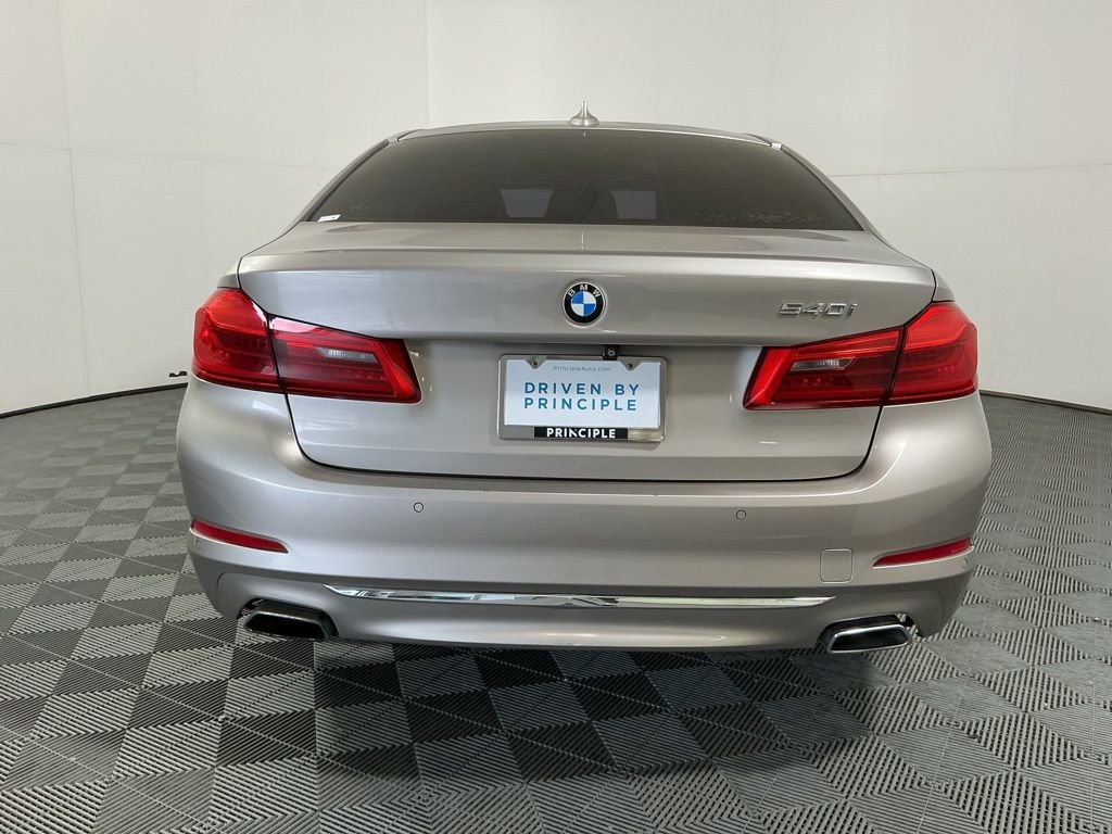 Used 2018 BMW 540i image 6