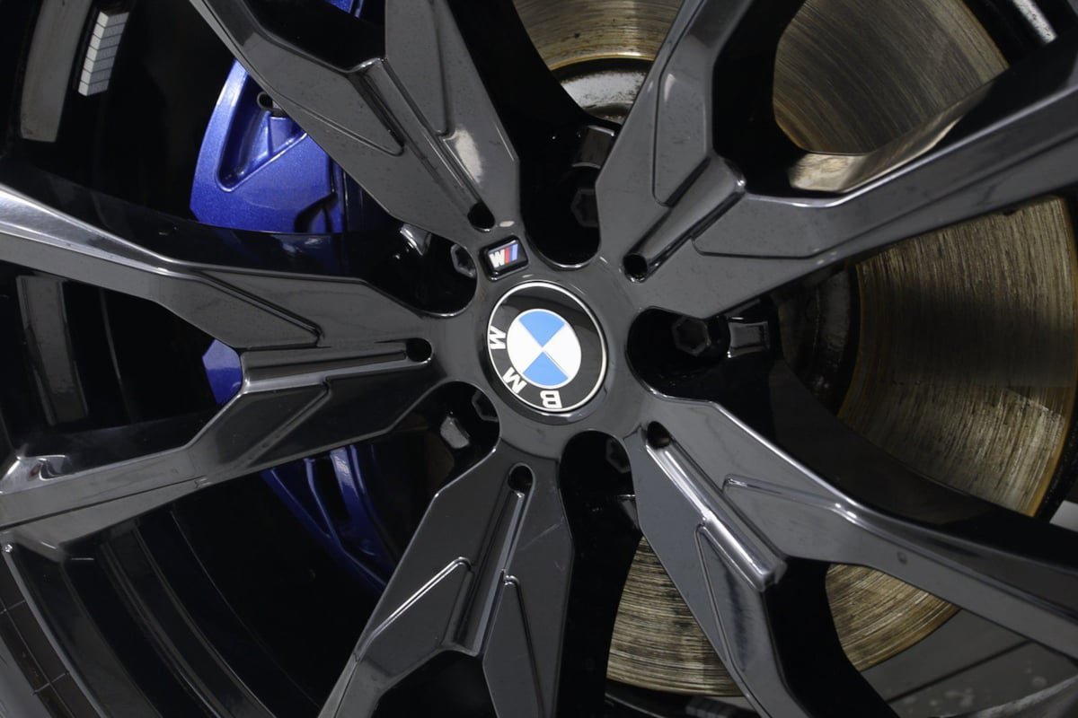 Used 2023 BMW X7 M60i w/ Executive Package image 21