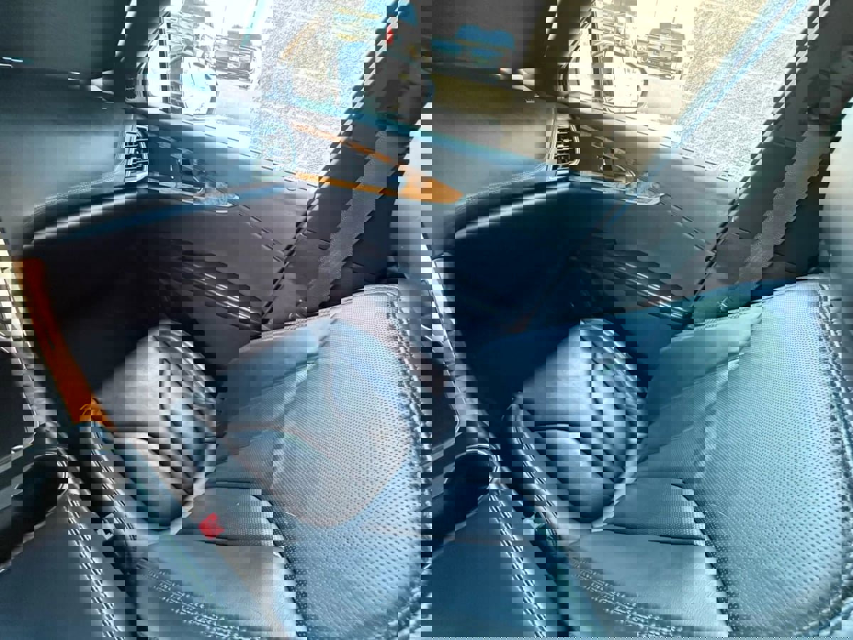 Used 2016 Lincoln MKX Reserve w/ Technology Package image 44