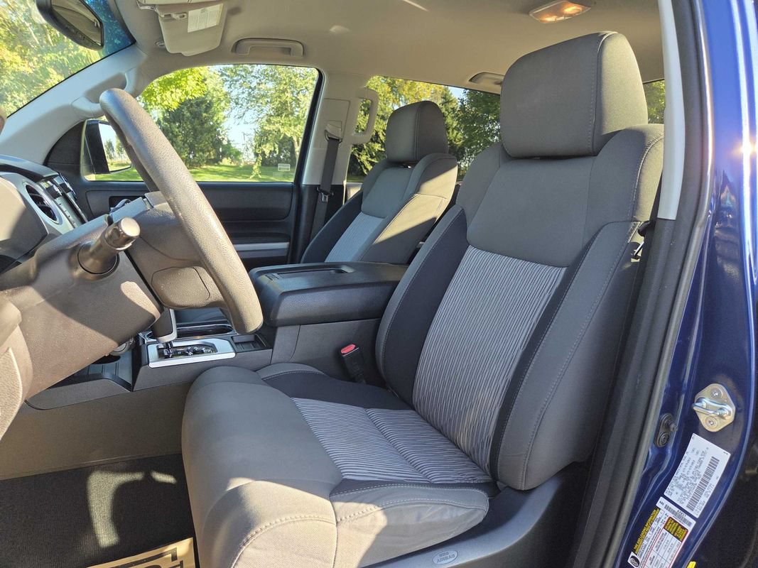 Used 2015 Toyota Tundra SR5 w/ TRD Off Road Package AWD/4WD image 10