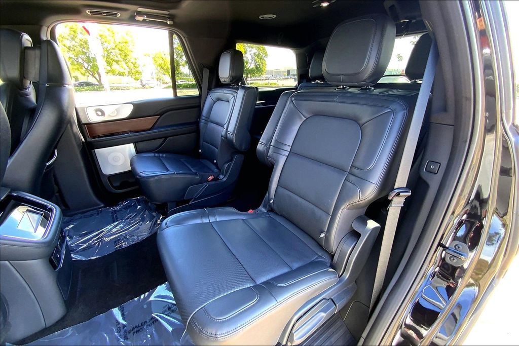 Used 2023 Lincoln Navigator Reserve image 20