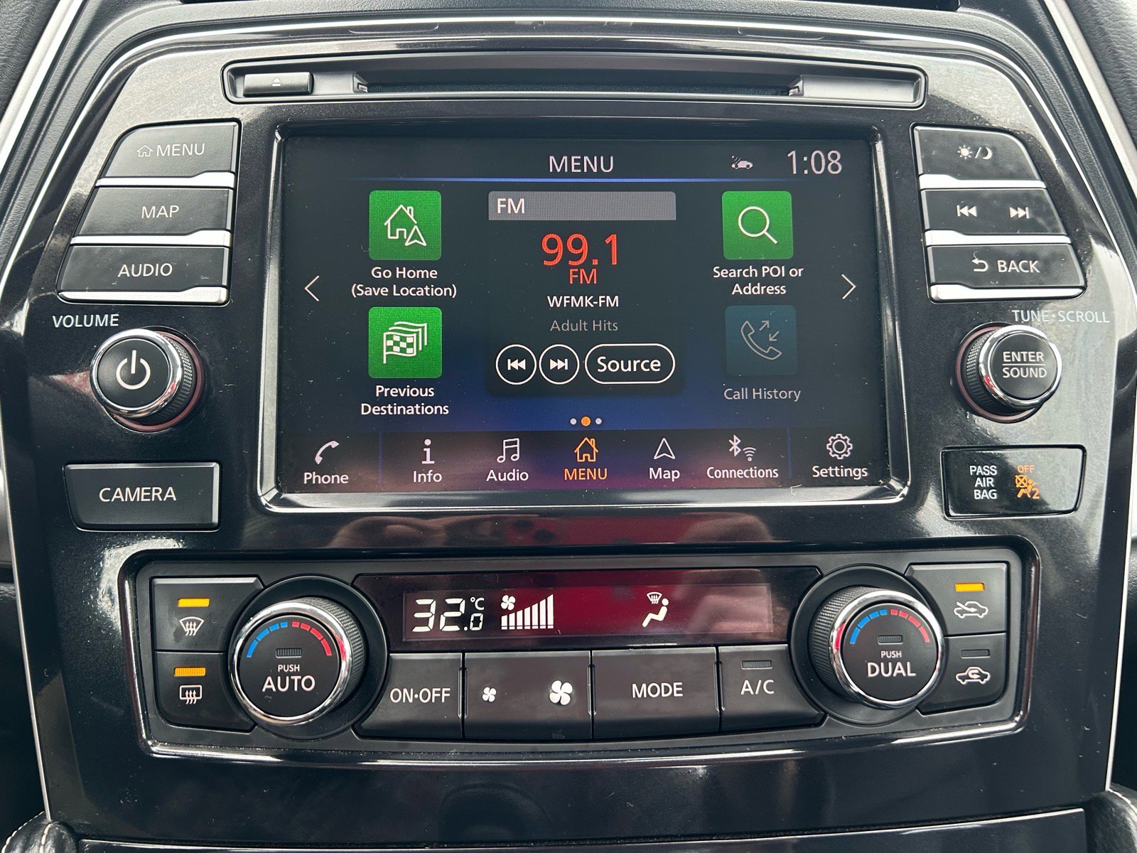 Used 2023 Nissan Maxima SL image 25