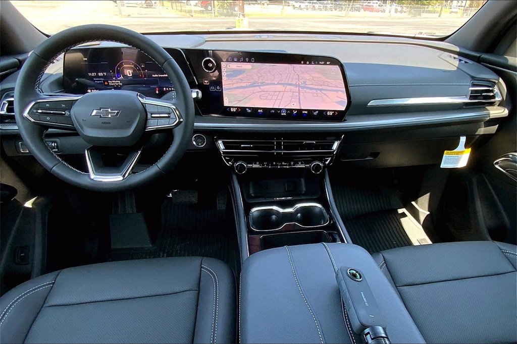 New 2026 Chevrolet Traverse LT w/ Midnight/Sport Edition image 6