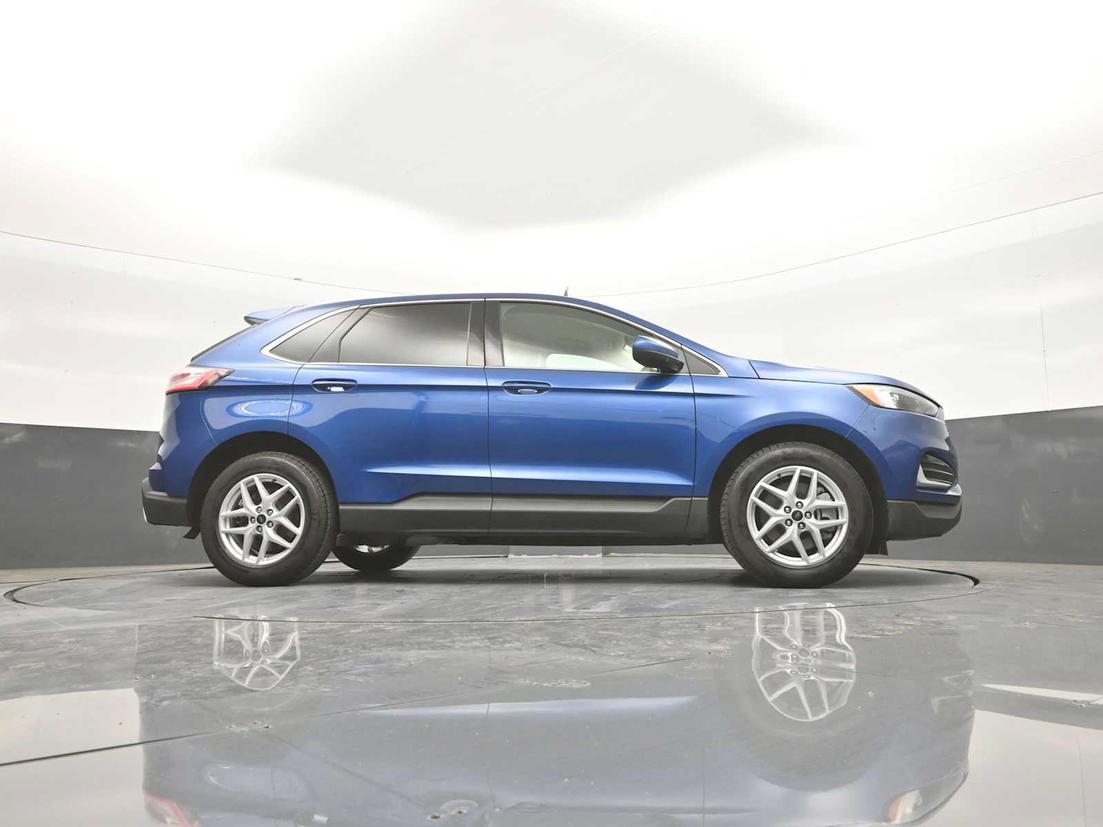 Used 2024 Ford Edge SEL AWD/4WD image 40
