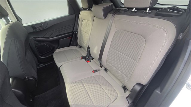 Used 2022 Ford Escape SE image 17