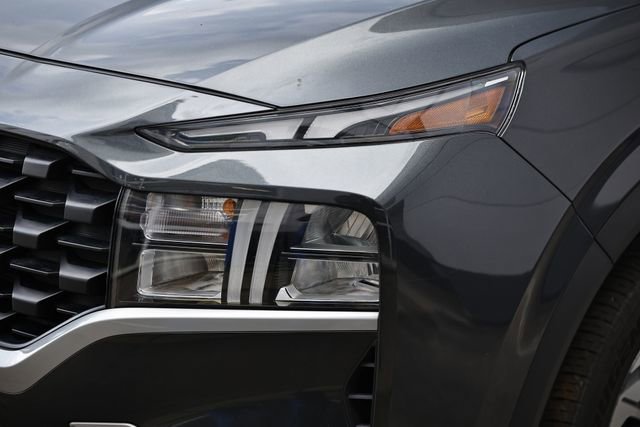 Used 2023 Hyundai Santa Fe SEL w/ Cargo Package image 12