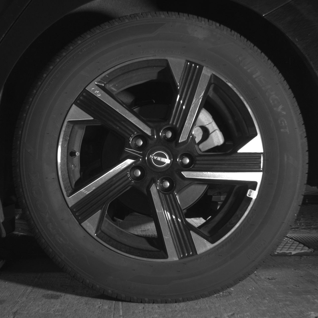 Used 2025 Nissan Sentra SV FWD image 14
