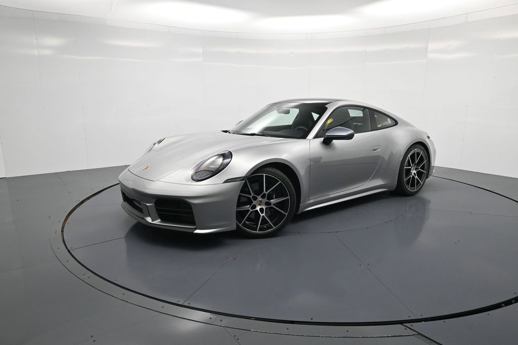 Used 2025 Porsche 911 Carrera T RWD image 1