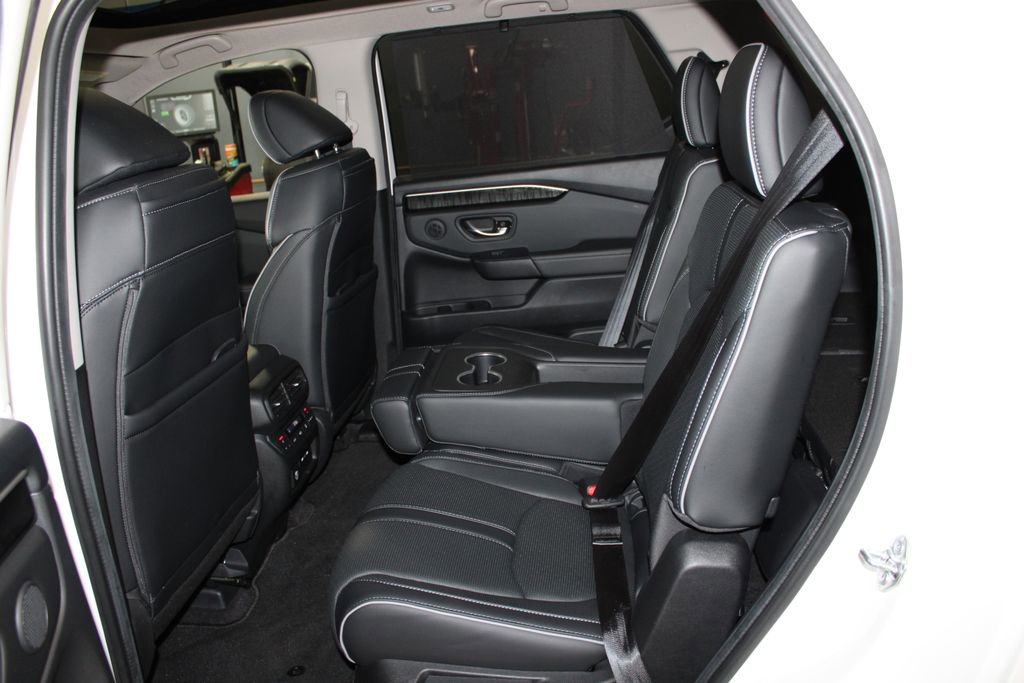 Used 2024 Honda Pilot Elite image 17