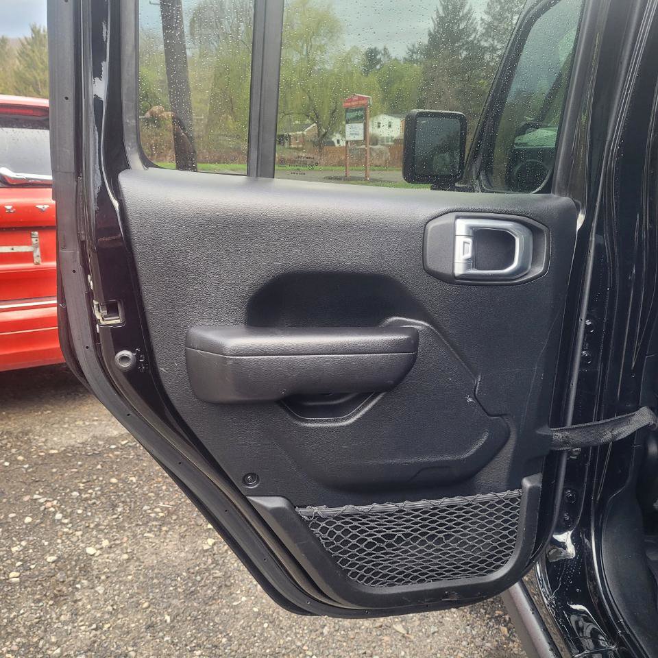 Used 2020 Jeep Wrangler Unlimited Sport AWD/4WD image 34