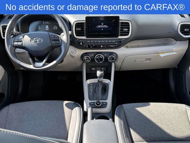 Used 2023 Hyundai Venue Limited image 14