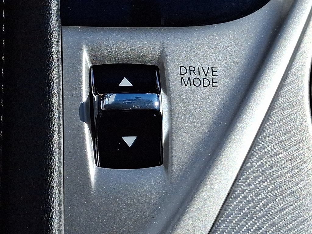 Used 2023 INFINITI Q50 Luxe w/ Cargo Package AWD/4WD image 25