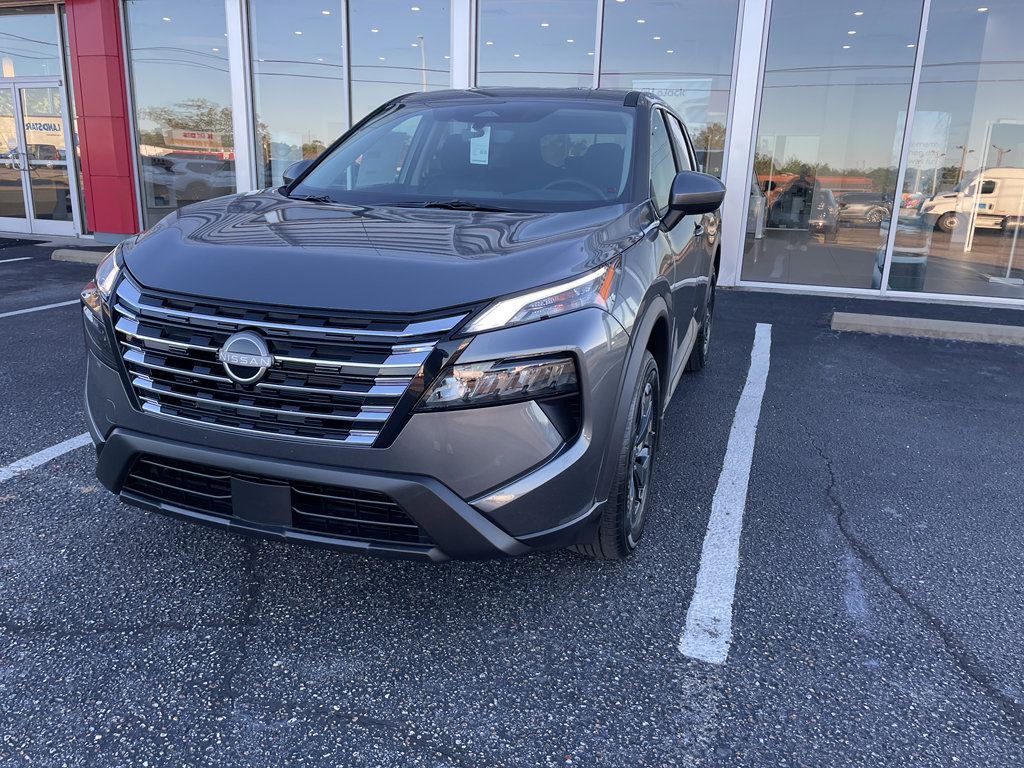 New 2026 Nissan Rogue SV image 5