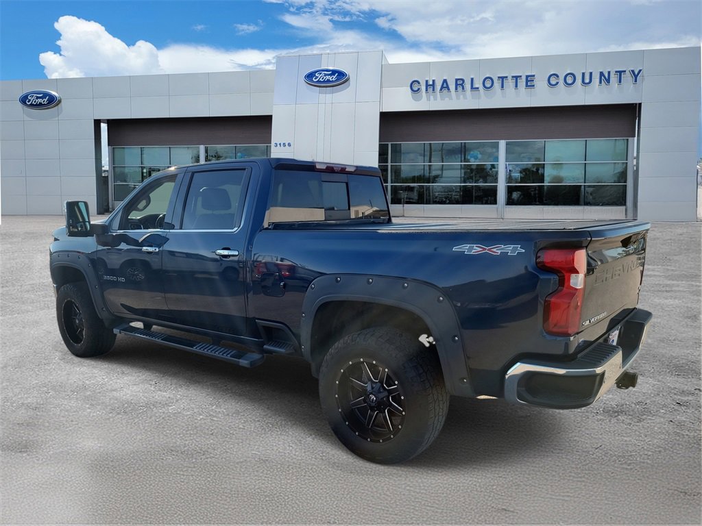 Used 2020 Chevrolet Silverado 3500 LTZ w/ LTZ Premium Package image 3