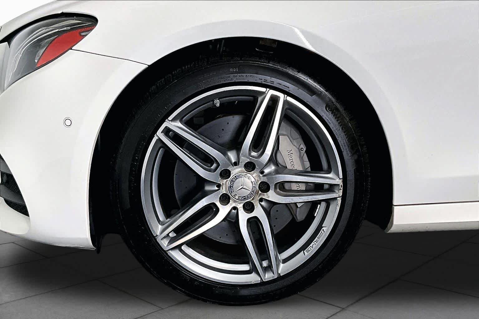 Certified 2017 Mercedes-Benz E 300 4MATIC image 11