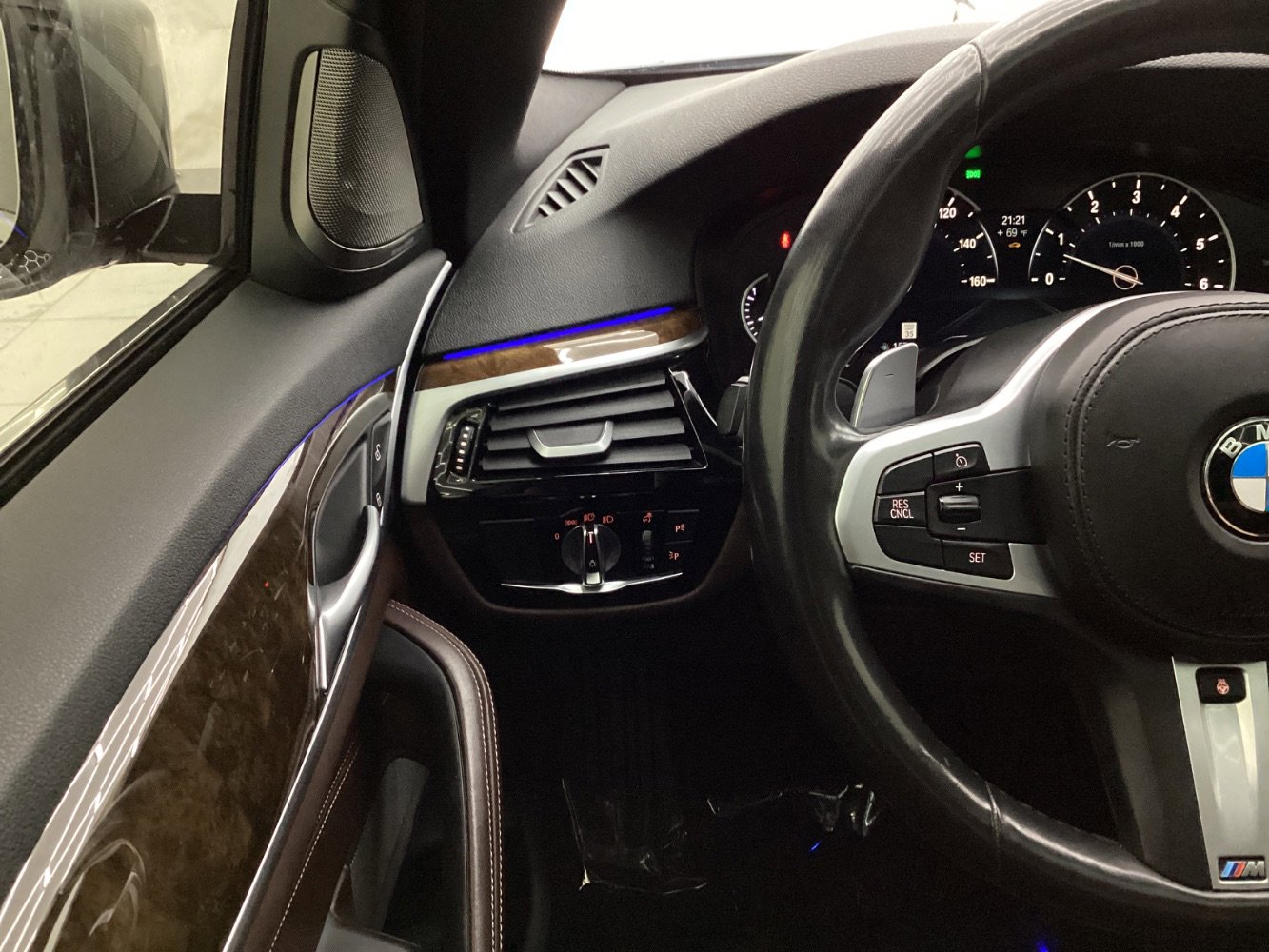 Used 2019 BMW 540i xDrive w/ Convenience Package image 31