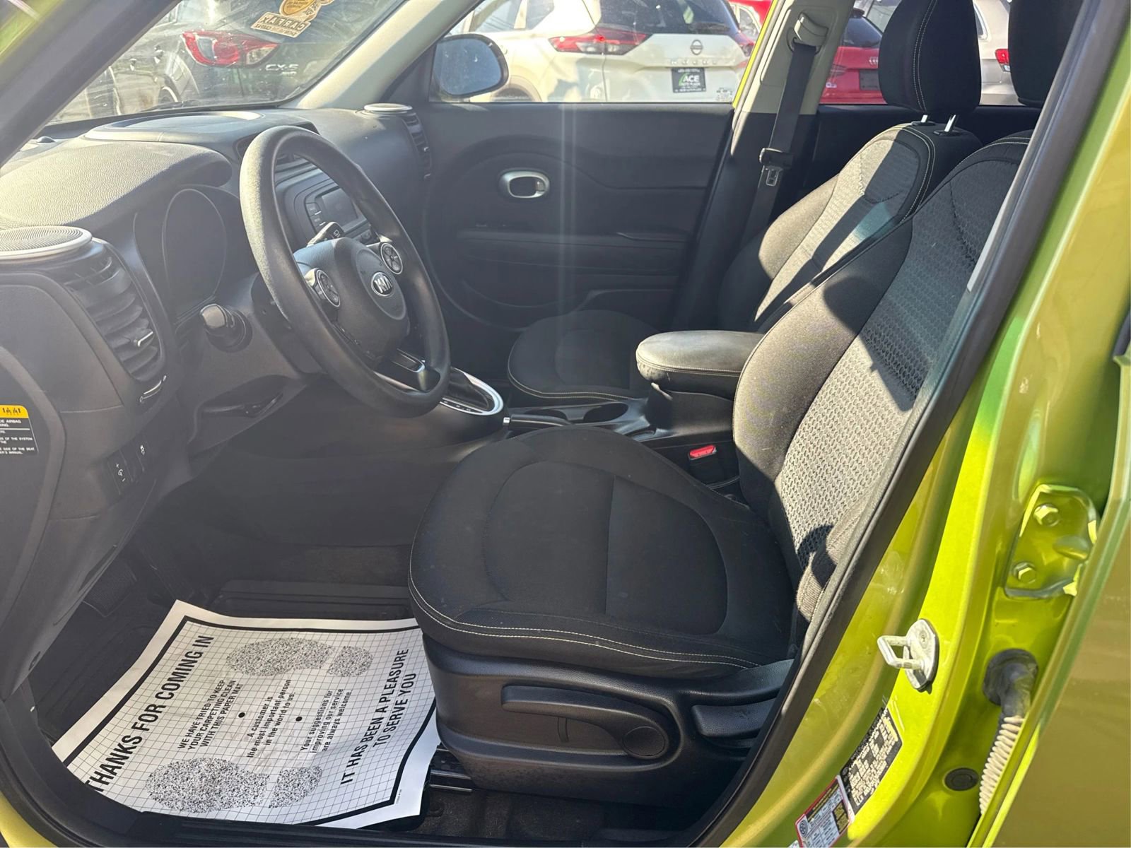 Used 2016 Kia Soul + FWD image 9