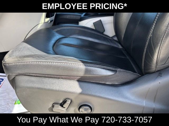 Used 2022 Chrysler Pacifica Touring-L FWD image 14