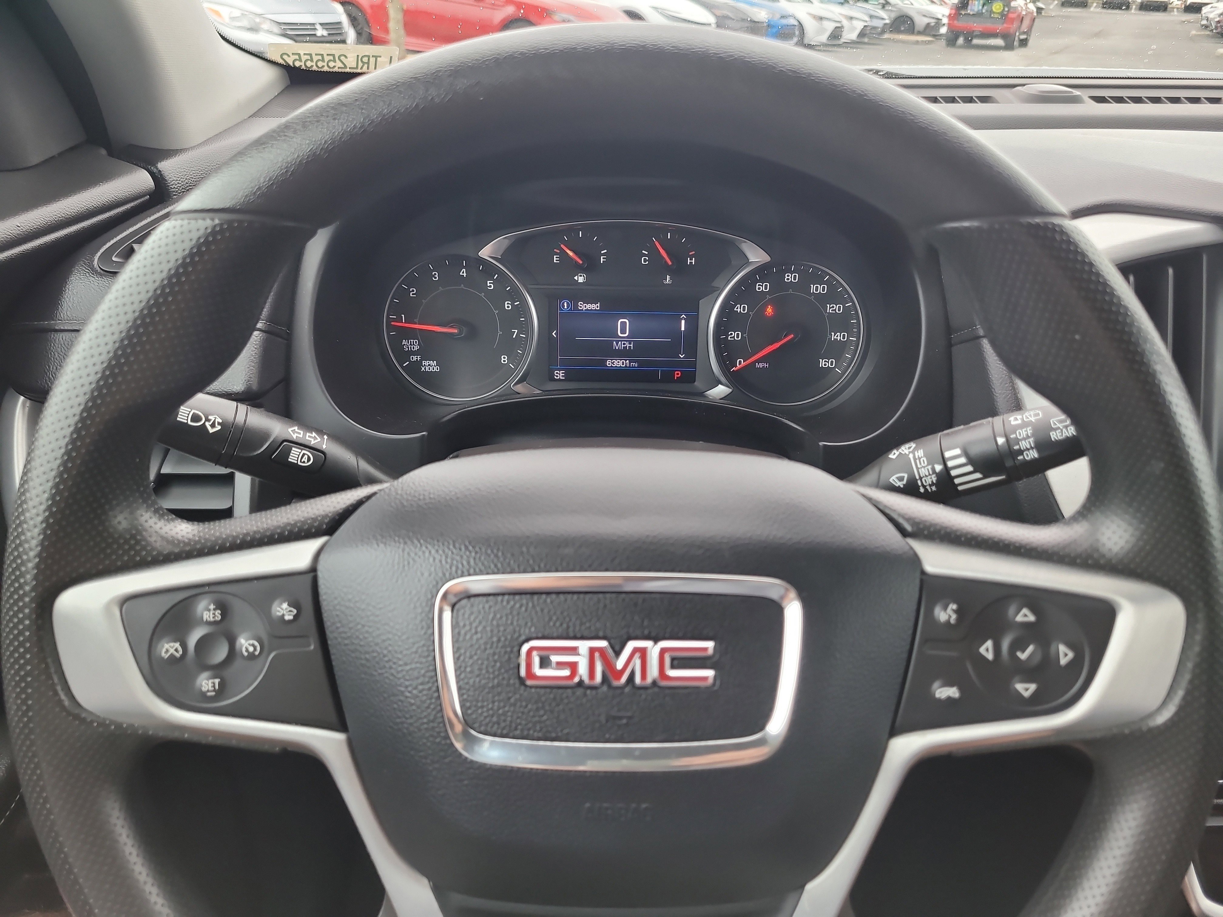 Used 2024 GMC Terrain SLE image 29