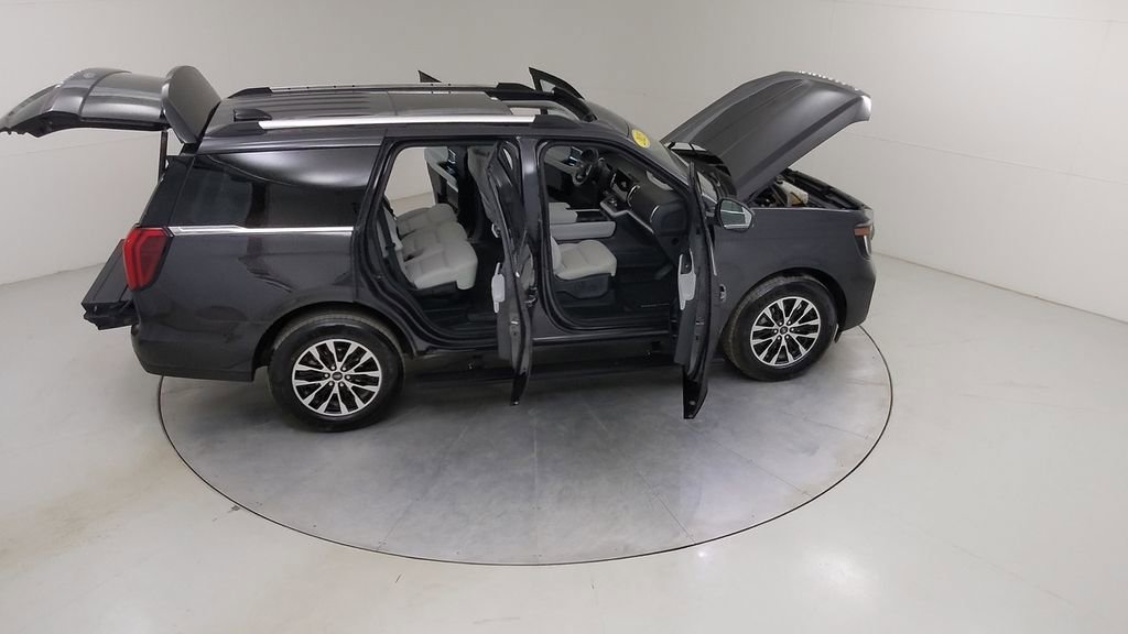 Certified 2025 Ford Expedition Platinum AWD/4WD image 52