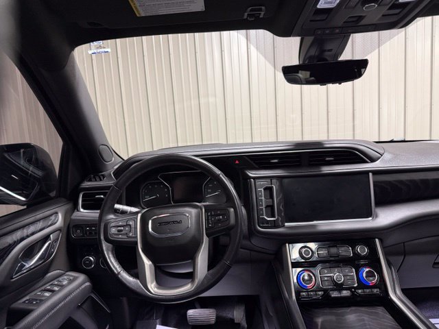 Used 2021 GMC Yukon Denali w/ Denali Premium Package AWD/4WD image 35