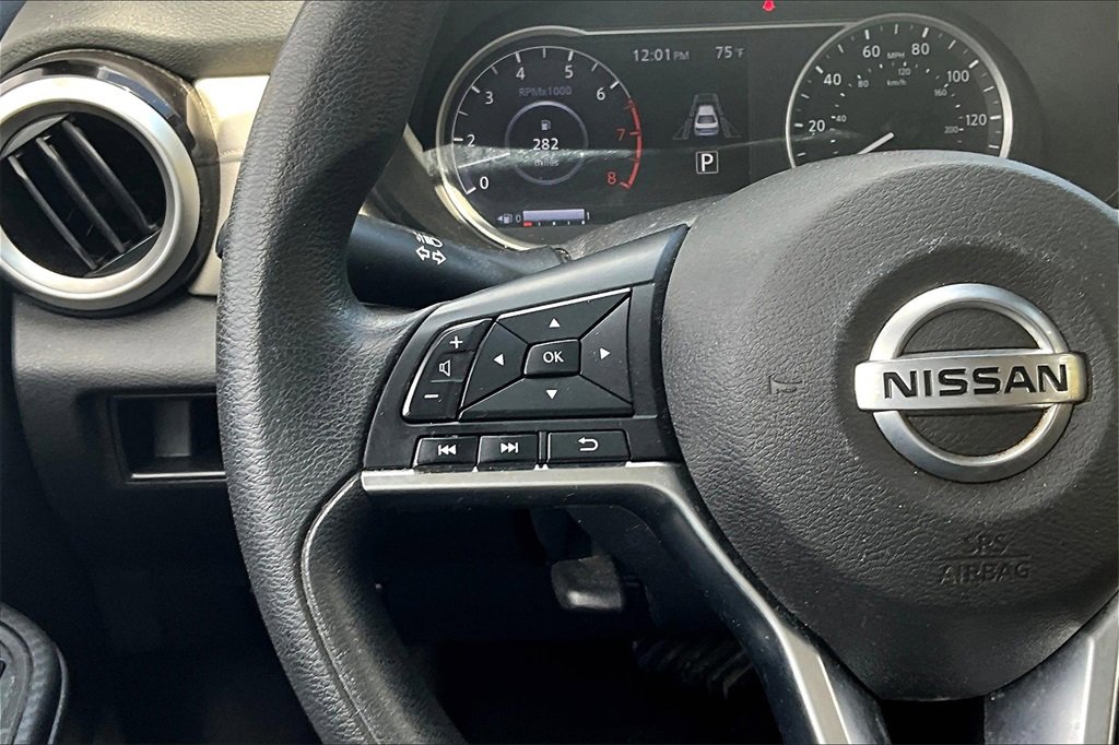 Used 2021 Nissan Versa SV image 17