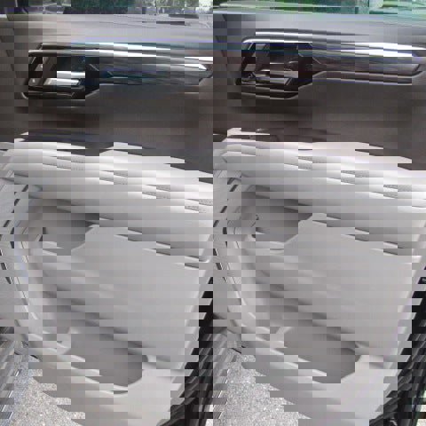 Certified 2025 Chevrolet Tahoe LT RWD image 14