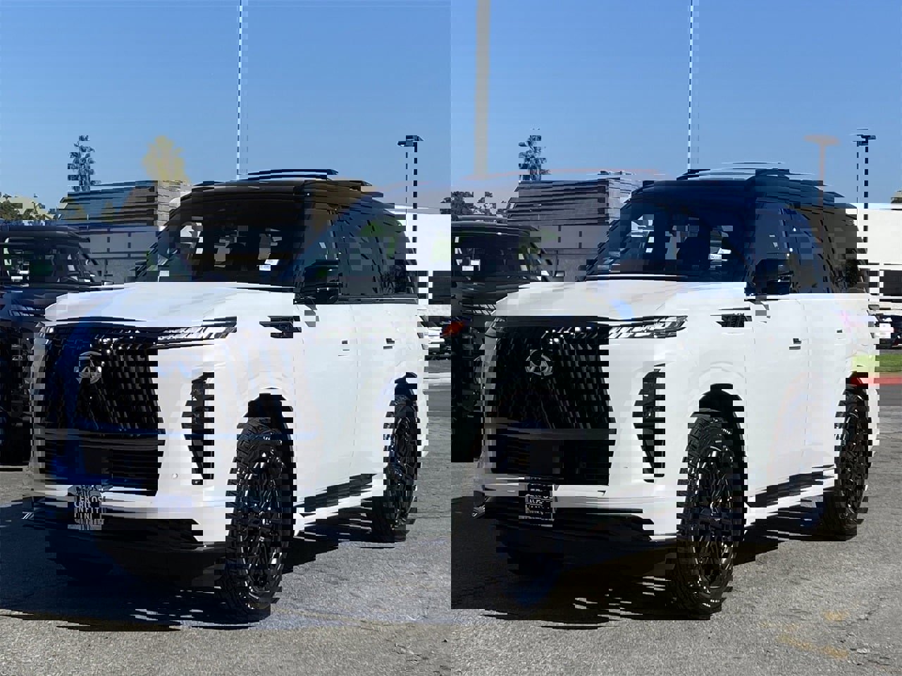 New 2026 INFINITI QX80 4WD w/ Sport Exterior Package image 37