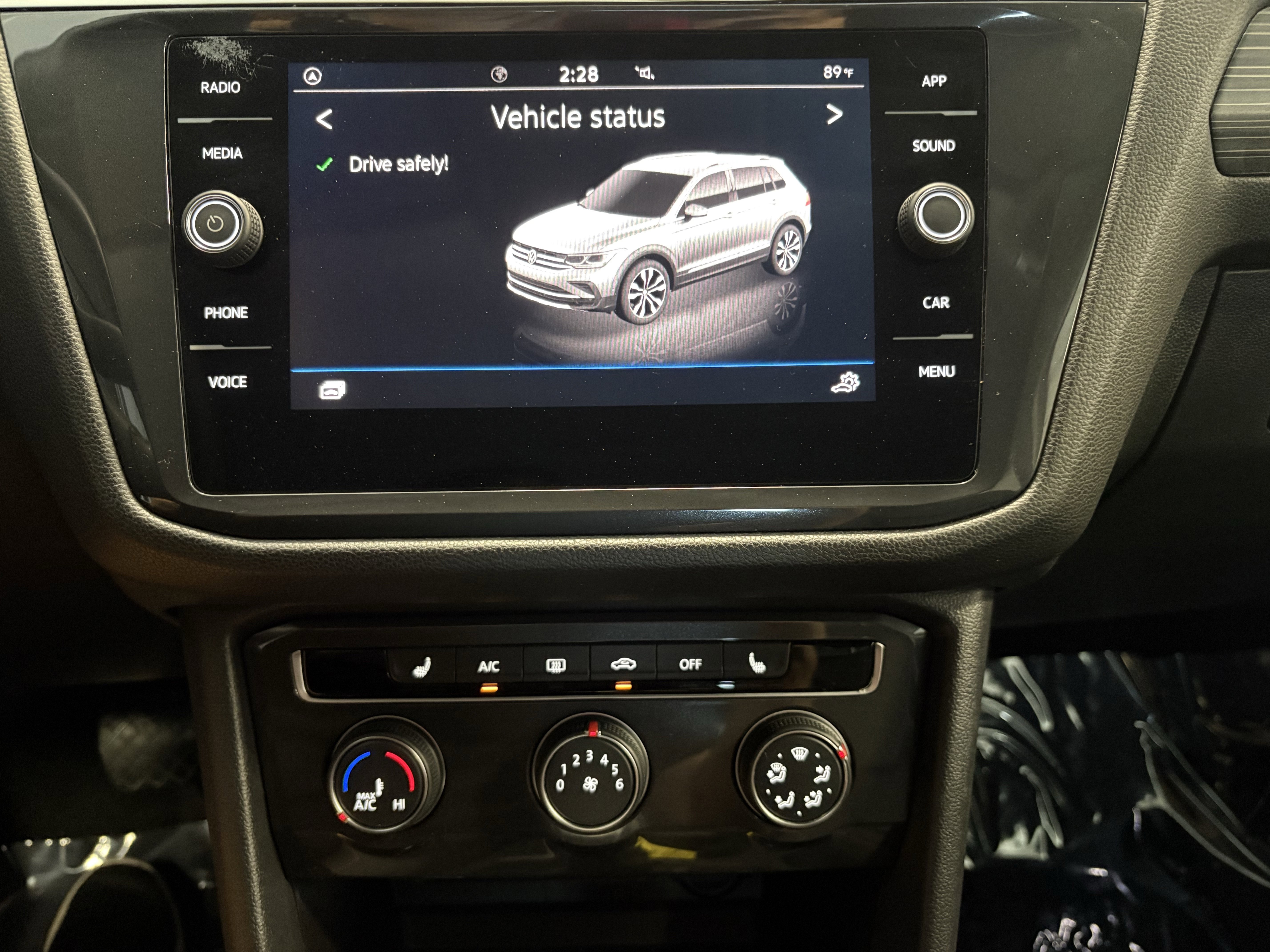 Used 2024 Volkswagen Tiguan Wolfsburg Edition FWD image 10