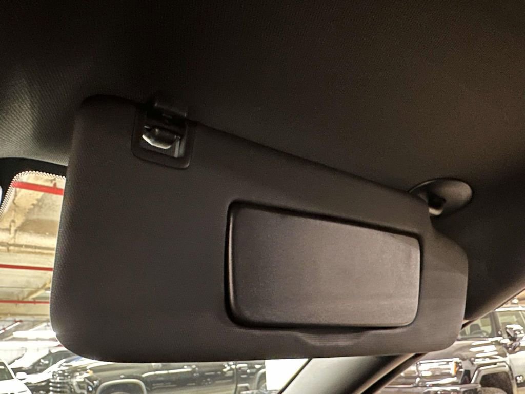 Used 2025 Buick Envista Preferred image 29