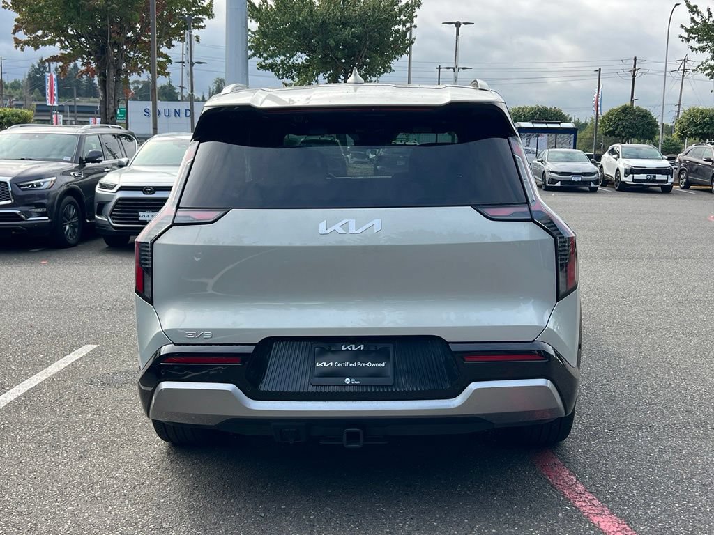 Certified 2024 Kia EV9 Land AWD/4WD image 6