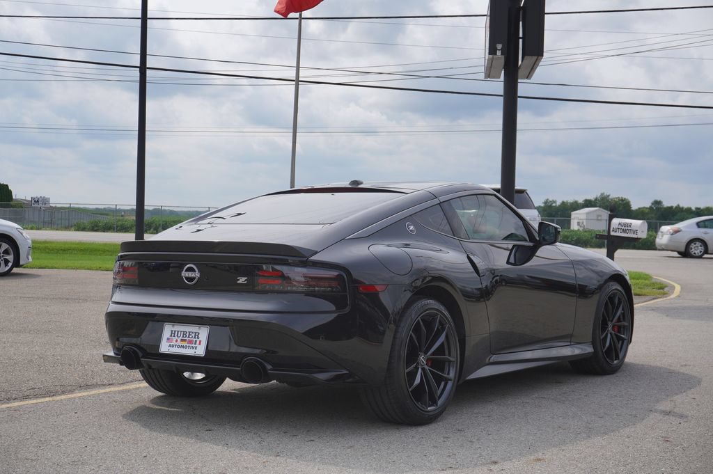 Used 2023 Nissan Z w/ Floor Mat Package (L93) RWD image 12