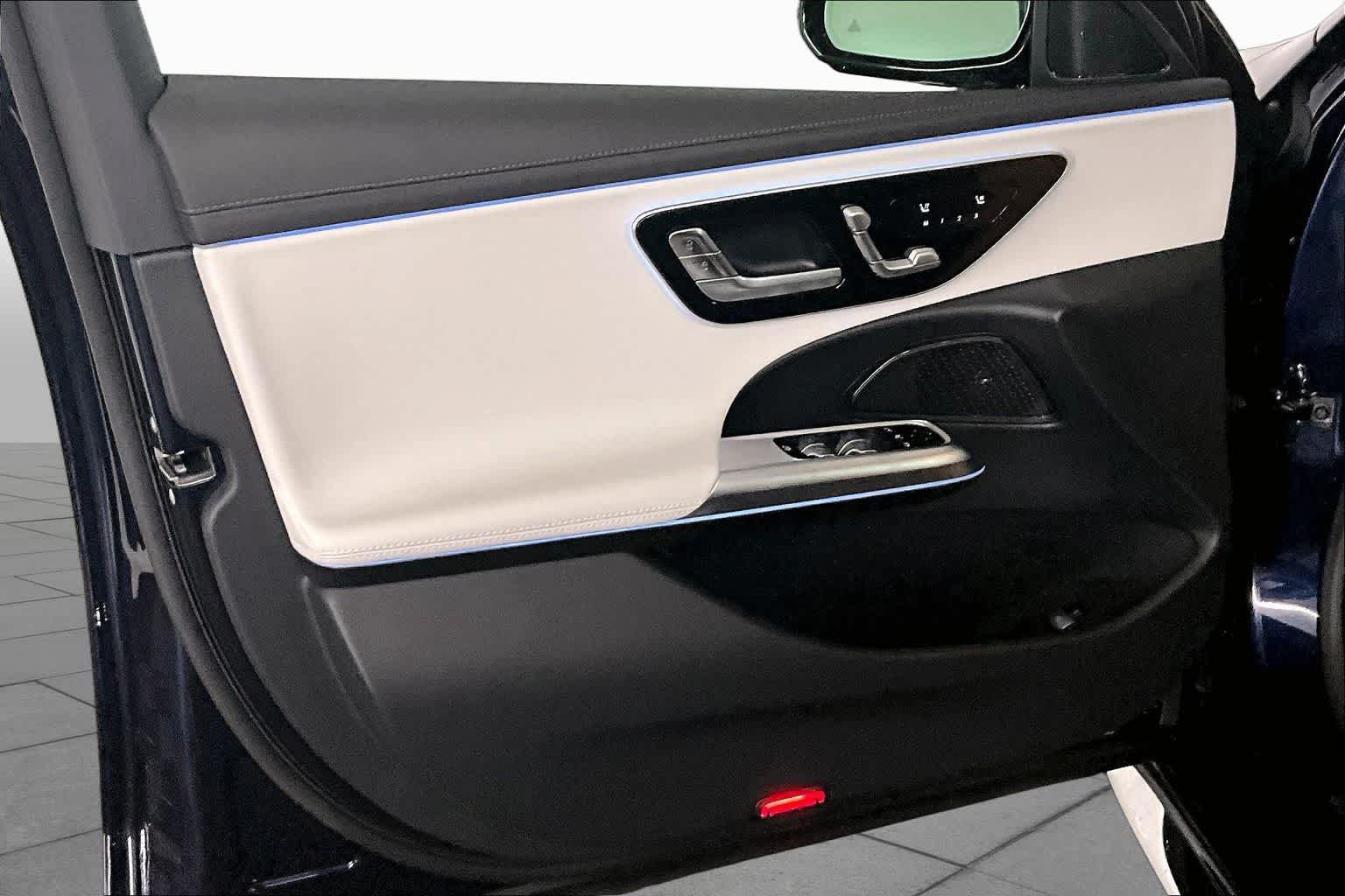 New 2026 Mercedes-Benz E 53 AMG e 4MATIC Sedan image 12