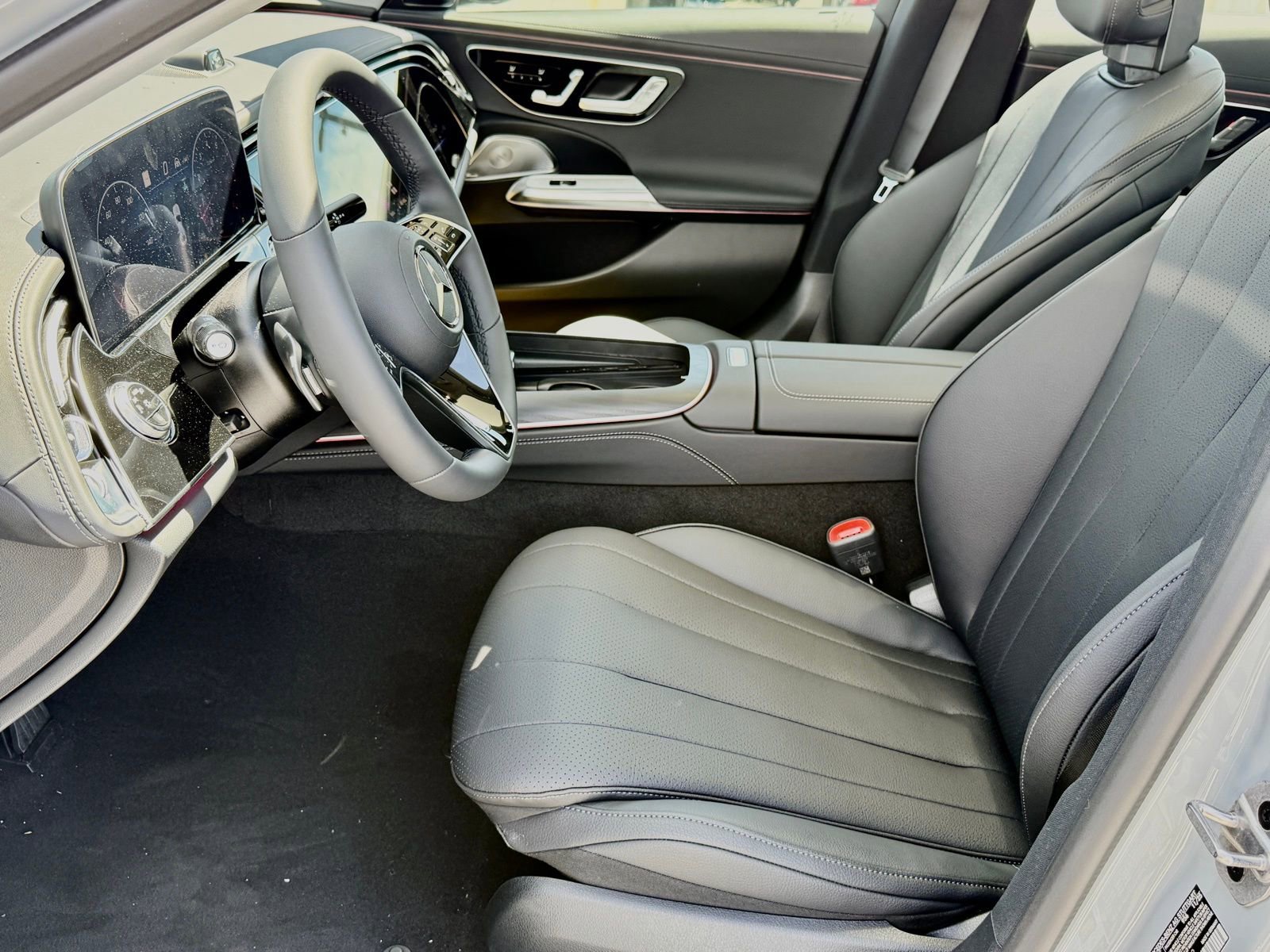 New 2026 Mercedes-Benz E 450 4MATIC Sedan image 20