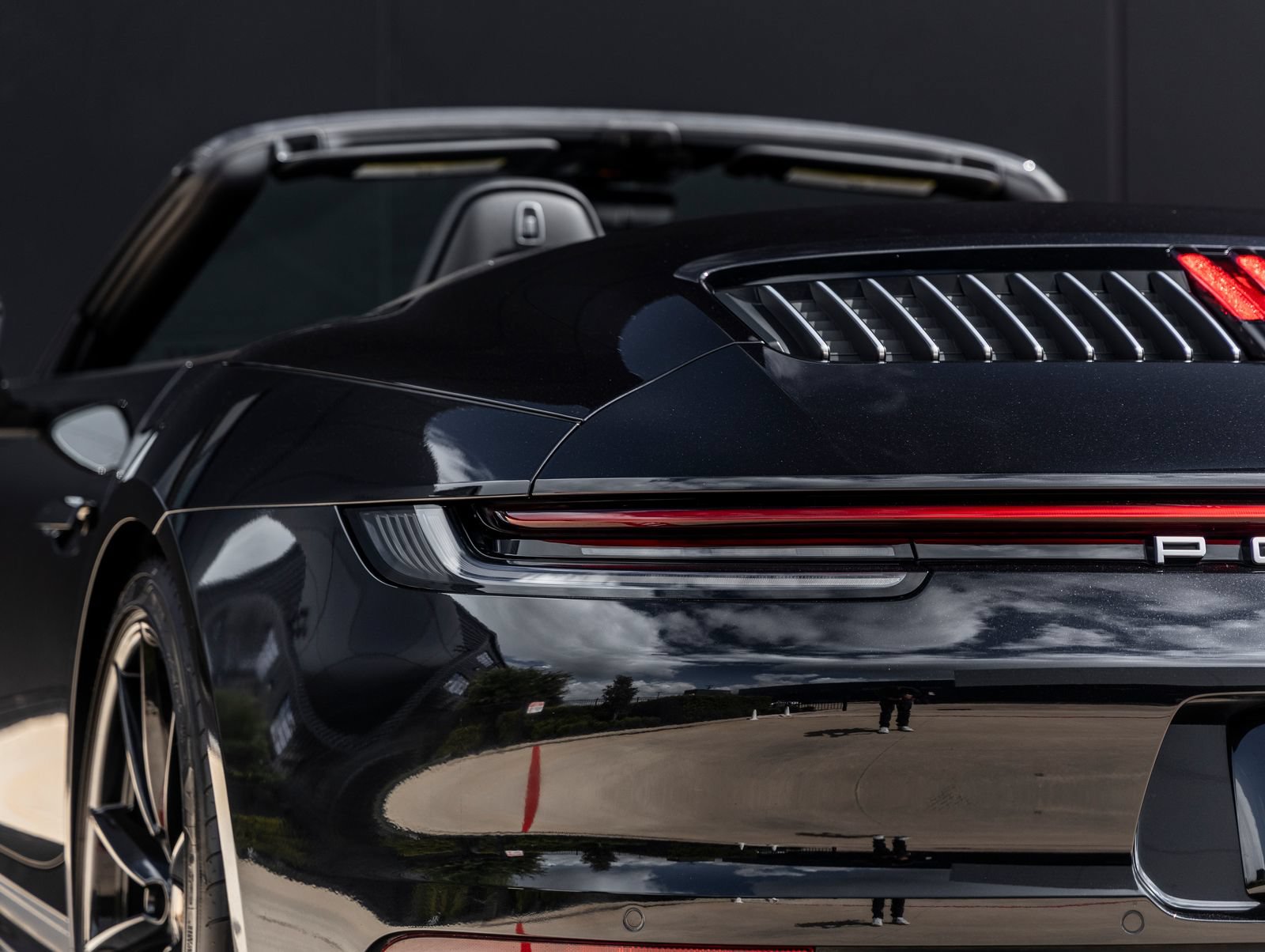 Certified 2020 Porsche 911 Carrera 4S AWD/4WD image 14