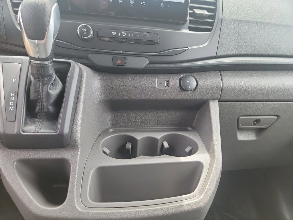 New 2025 Ford Transit 250 148 Medium Roof image 19