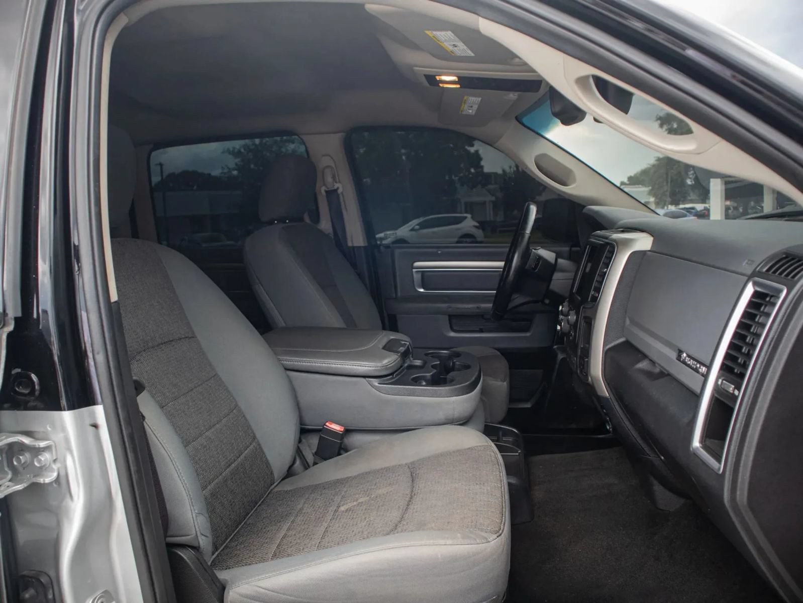 Used 2016 RAM 1500 Big Horn RWD image 15